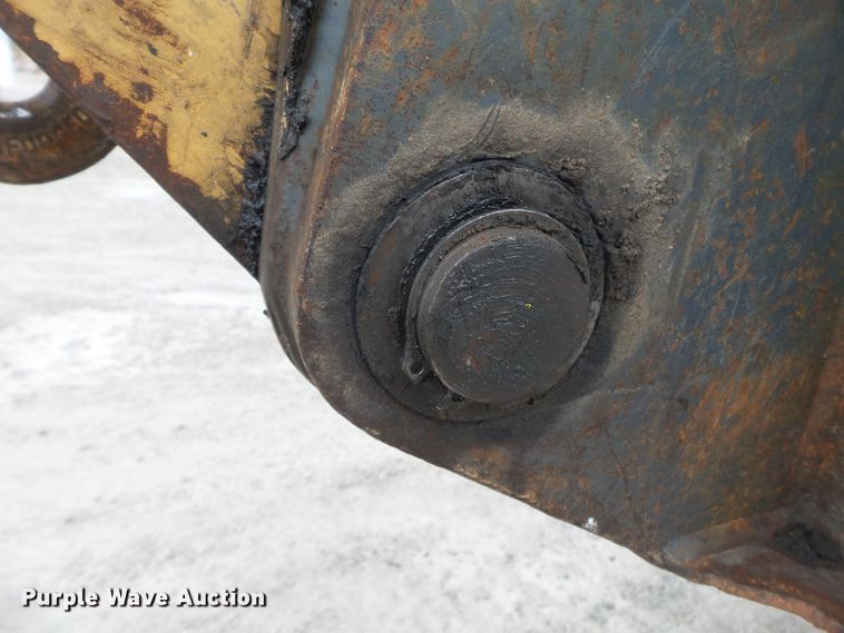 image for item DH7842 New Holland 555E backhoe