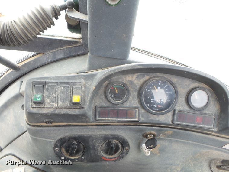 image for item DH7842 New Holland 555E backhoe