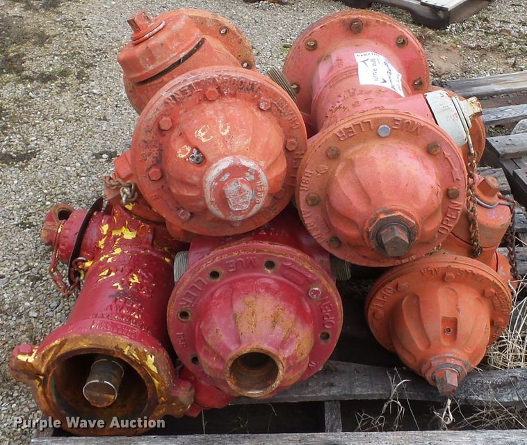 image for item DH7844 (11) fire hydrants