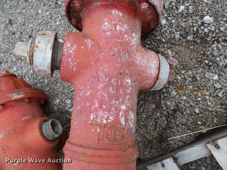image for item DH7844 (11) fire hydrants