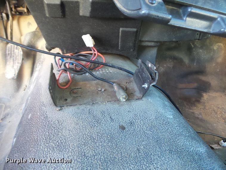 image for item DH7849 2002 Chevrolet S10 pickup truck