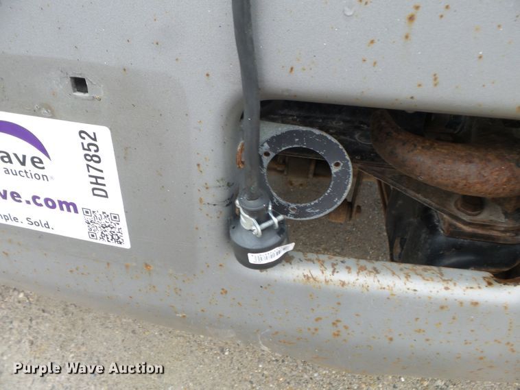 image for item DH7852 1997 GMC 8500 dump truck