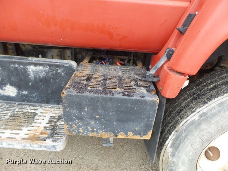 image for item DH7852 1997 GMC 8500 dump truck