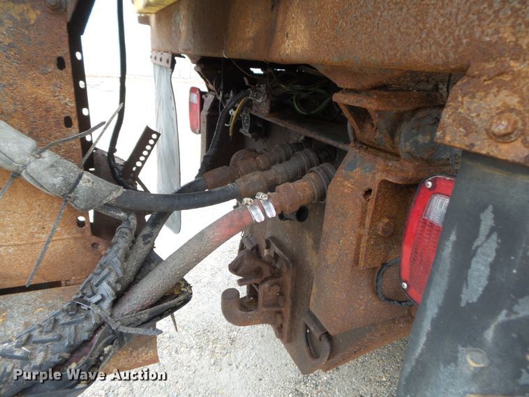 image for item DH7852 1997 GMC 8500 dump truck