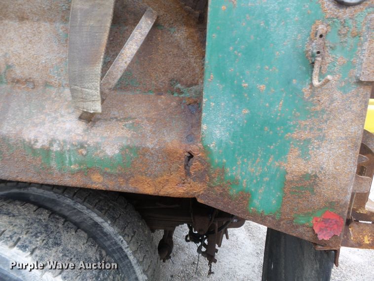 image for item DH7852 1997 GMC 8500 dump truck