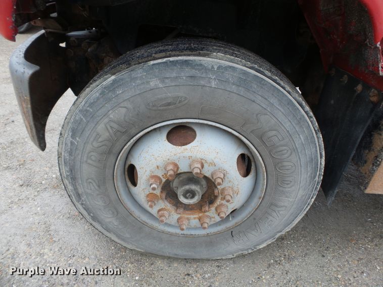 image for item DH7852 1997 GMC 8500 dump truck