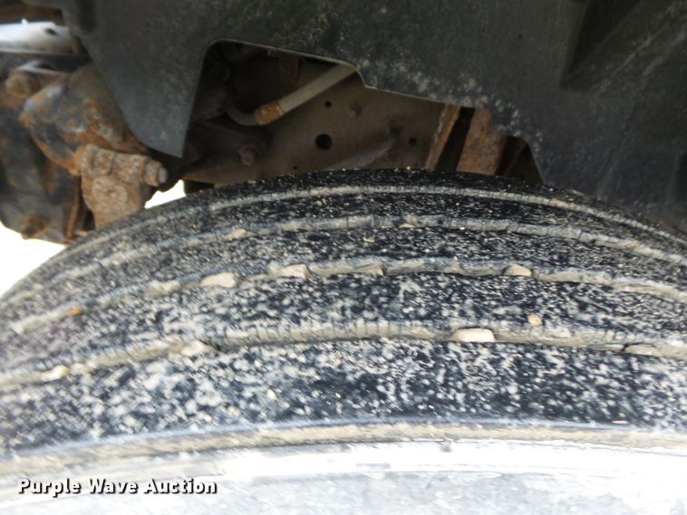 image for item DH7852 1997 GMC 8500 dump truck