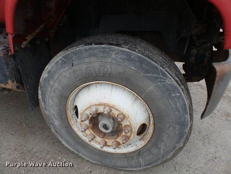 image for item DH7852 1997 GMC 8500 dump truck