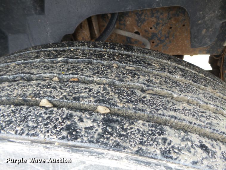 image for item DH7852 1997 GMC 8500 dump truck