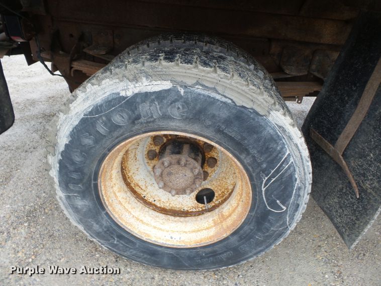 image for item DH7852 1997 GMC 8500 dump truck