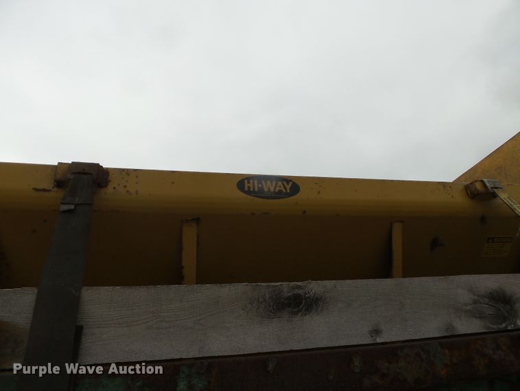 image for item DH7853 1996 GMC TopKick C6500 dump truck