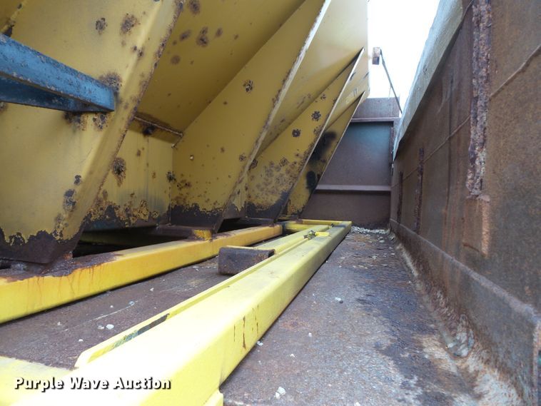 image for item DH7853 1996 GMC TopKick C6500 dump truck