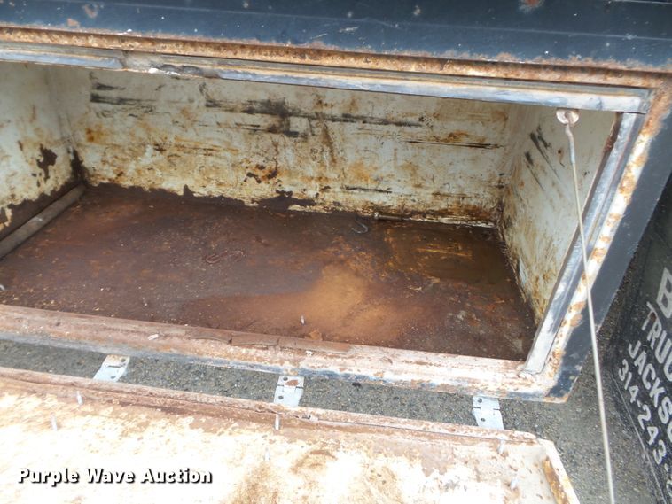 image for item DH7853 1996 GMC TopKick C6500 dump truck