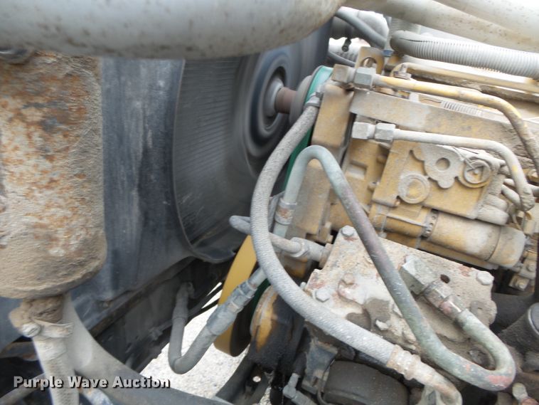 image for item DH7853 1996 GMC TopKick C6500 dump truck