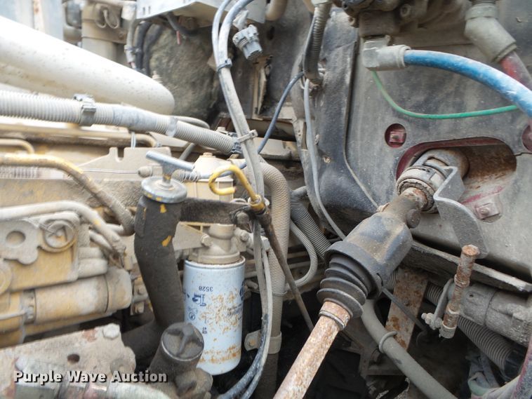 image for item DH7853 1996 GMC TopKick C6500 dump truck