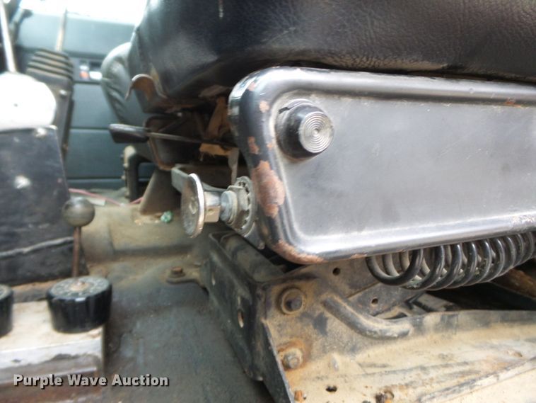 image for item DH7853 1996 GMC TopKick C6500 dump truck