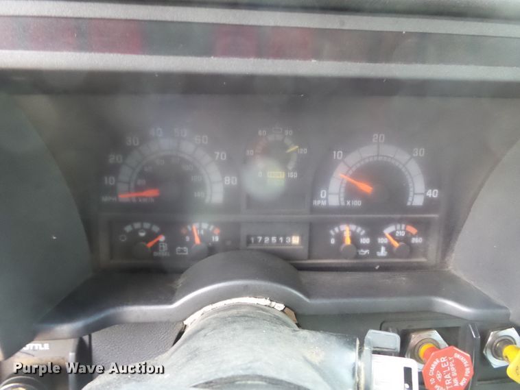 image for item DH7853 1996 GMC TopKick C6500 dump truck