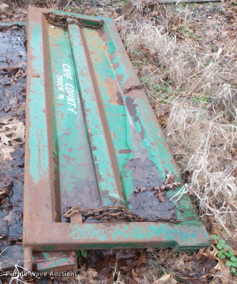 image for item DH7853 1996 GMC TopKick C6500 dump truck