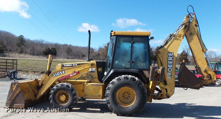 image for item DH7854 2000 John Deere 310SE backhoe