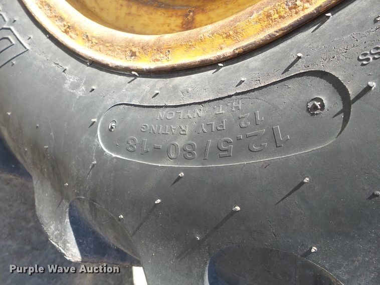 image for item DH7854 2000 John Deere 310SE backhoe