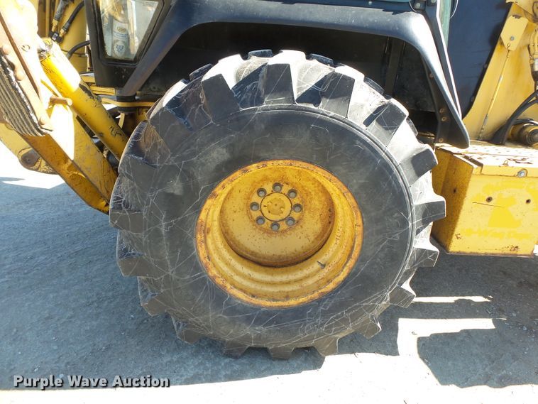 image for item DH7854 2000 John Deere 310SE backhoe