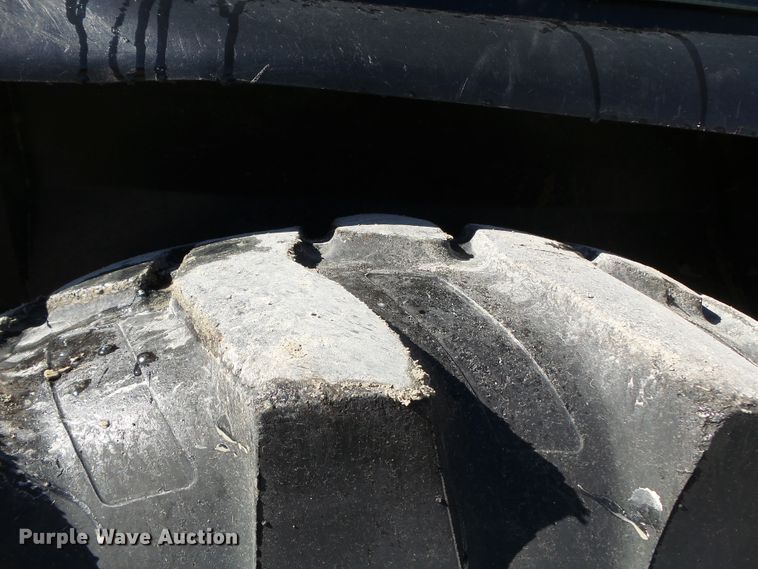 image for item DH7854 2000 John Deere 310SE backhoe