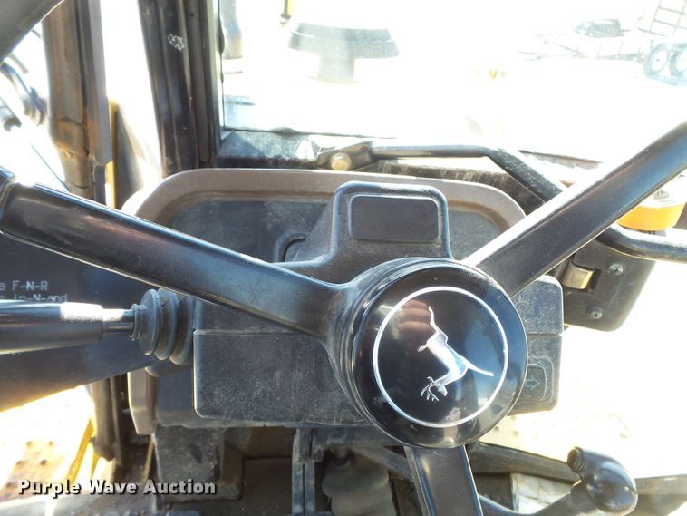 image for item DH7854 2000 John Deere 310SE backhoe