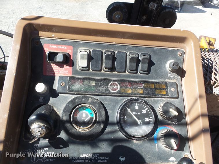 image for item DH7854 2000 John Deere 310SE backhoe