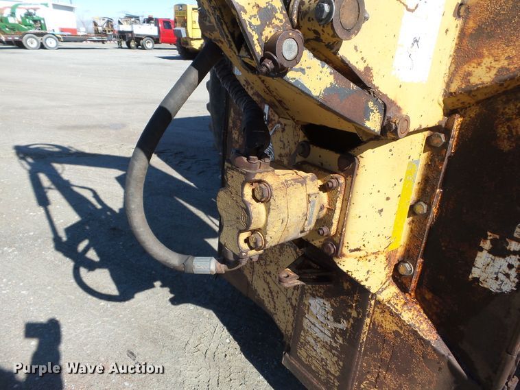 image for item DH7855 2003 John Deere 6420 tractor