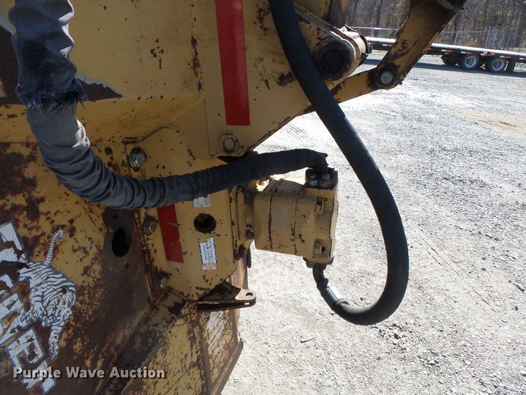 image for item DH7855 2003 John Deere 6420 tractor