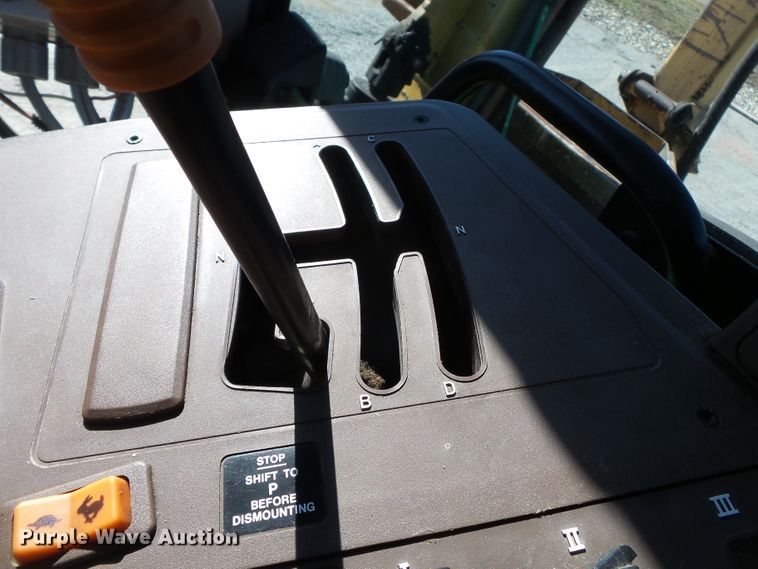 image for item DH7855 2003 John Deere 6420 tractor