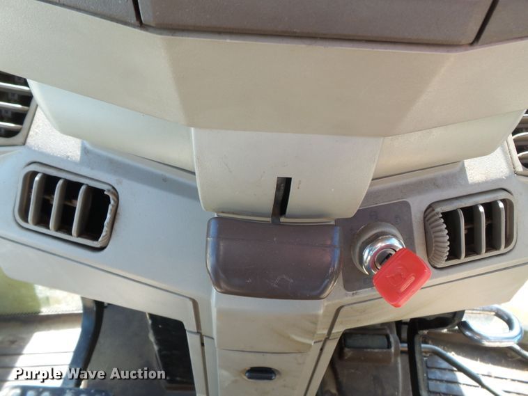 image for item DH7855 2003 John Deere 6420 tractor