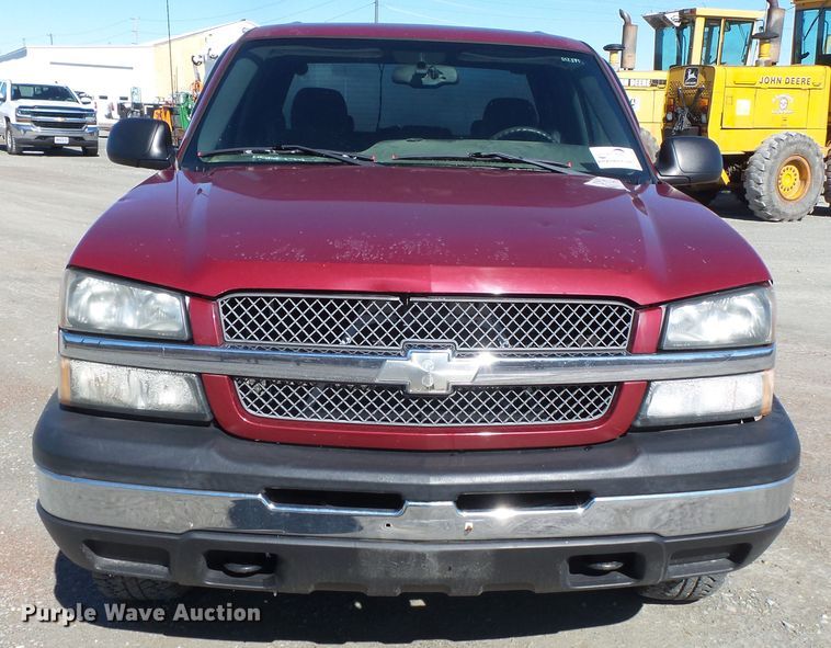 image for item DH7856 2005 Chevrolet Silverado 1500 Crew Cab pickup truck