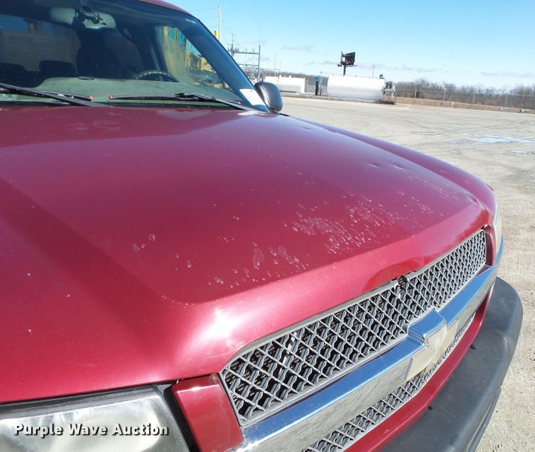 image for item DH7856 2005 Chevrolet Silverado 1500 Crew Cab pickup truck