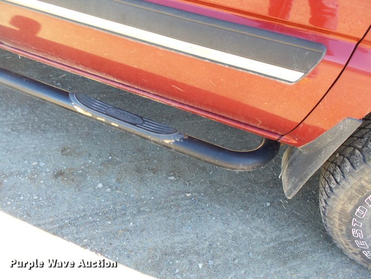 image for item DH7856 2005 Chevrolet Silverado 1500 Crew Cab pickup truck