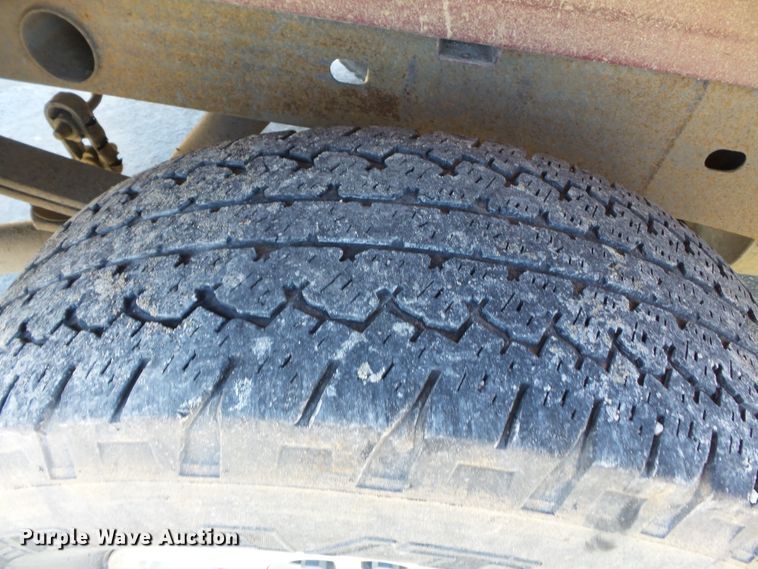 image for item DH7856 2005 Chevrolet Silverado 1500 Crew Cab pickup truck