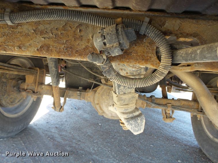 image for item DH7856 2005 Chevrolet Silverado 1500 Crew Cab pickup truck