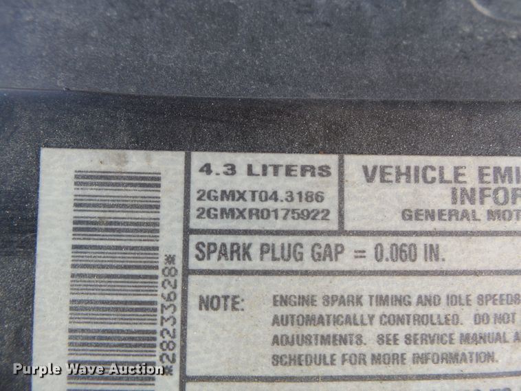 image for item DH7857 2002 Chevrolet S10 pickup truck