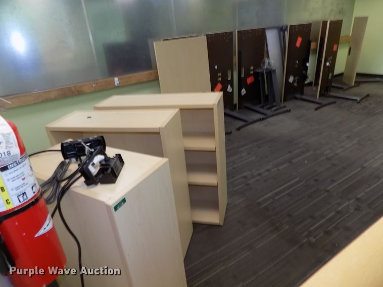 image for item DO9407 Office furniture