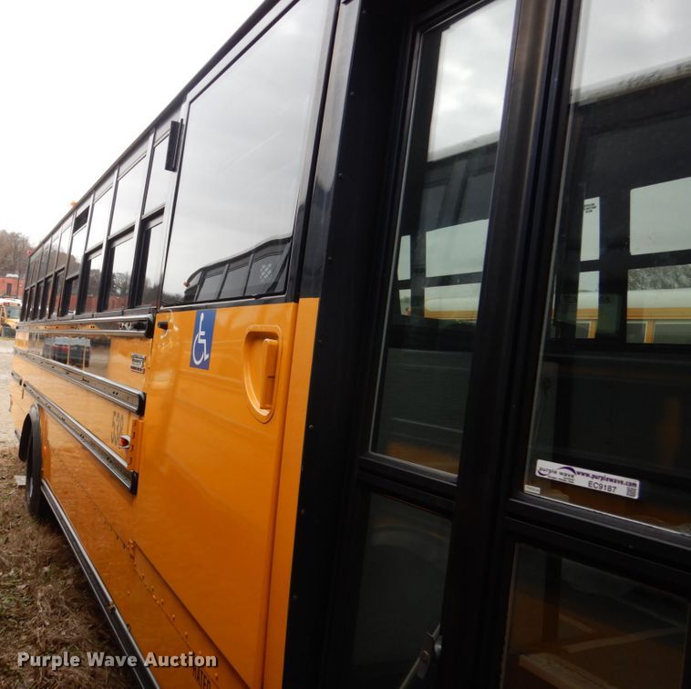 image for item EC9187 2008 Freightliner 310TS school bus