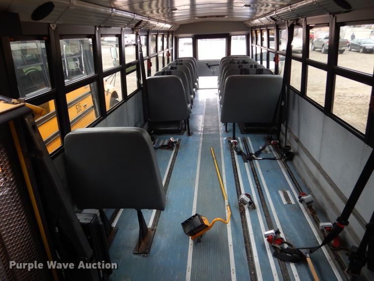 image for item EC9187 2008 Freightliner 310TS school bus