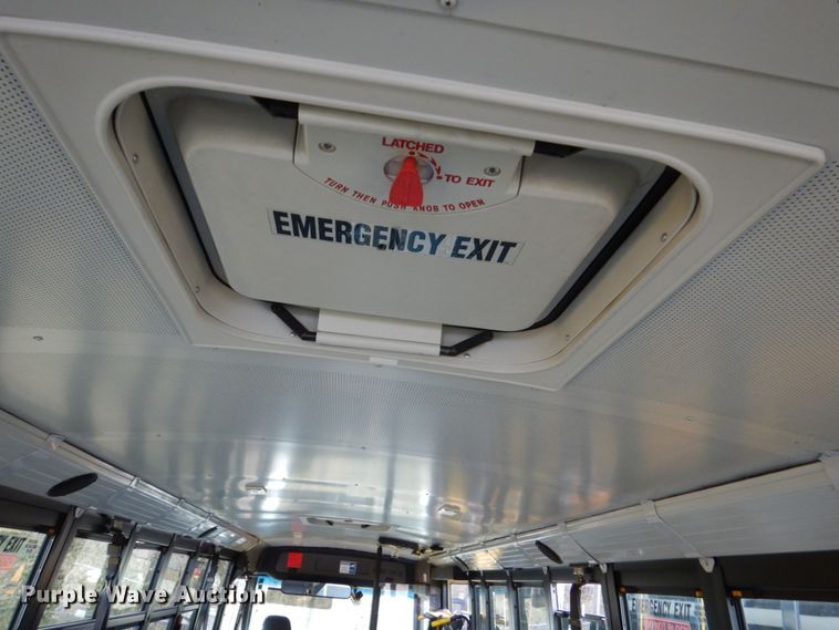 image for item EC9187 2008 Freightliner 310TS school bus