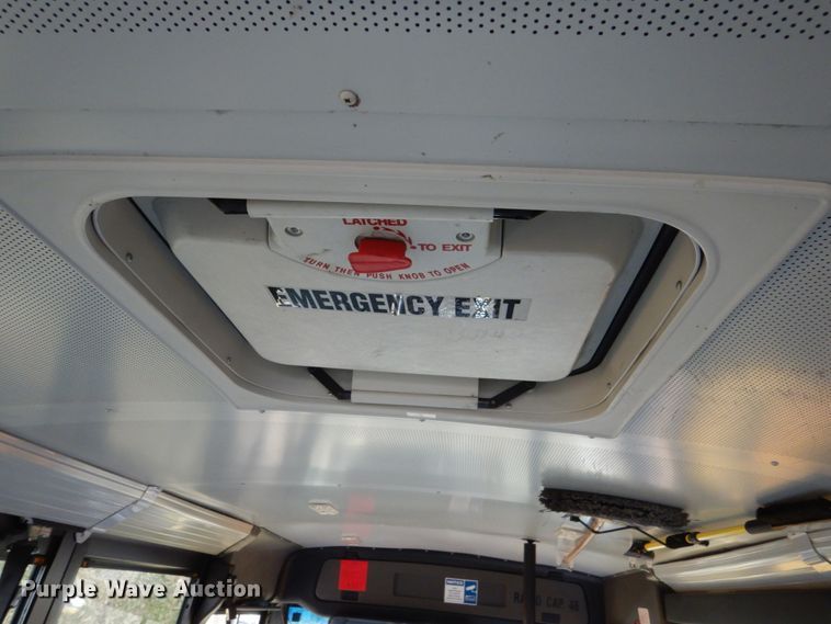 image for item EC9187 2008 Freightliner 310TS school bus