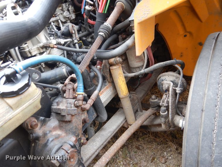 image for item EC9187 2008 Freightliner 310TS school bus