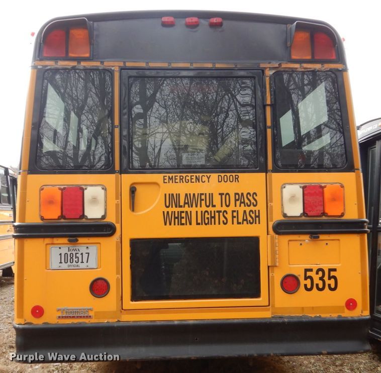 image for item EC9189 2007 Freightliner Thomas school bus