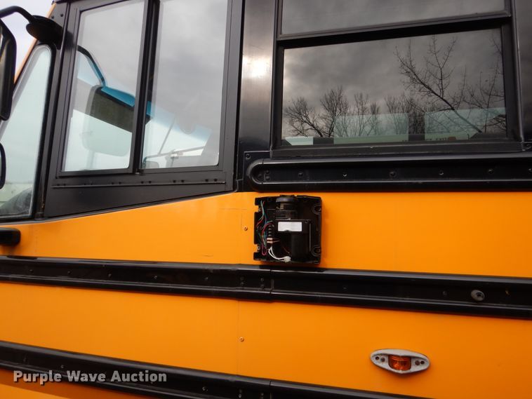 image for item EC9189 2007 Freightliner Thomas school bus