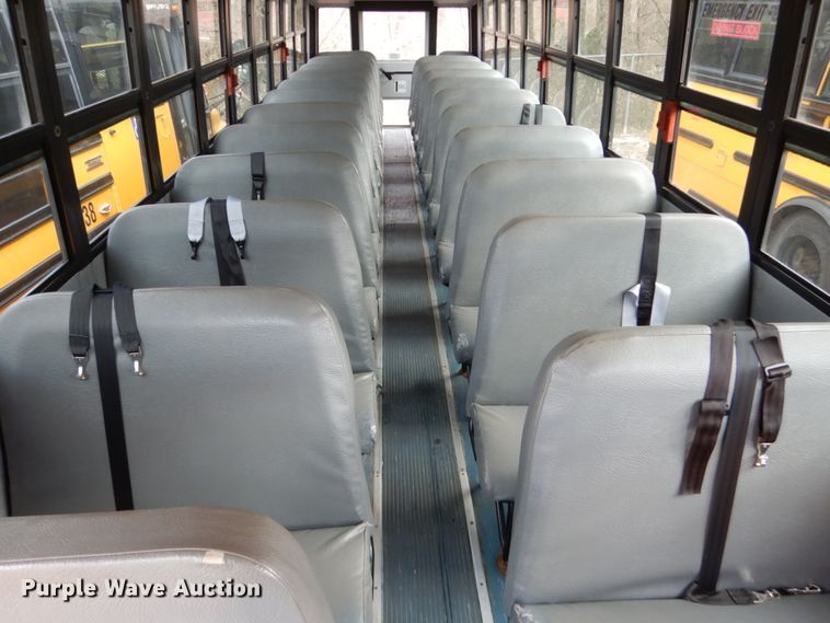 image for item EC9189 2007 Freightliner Thomas school bus