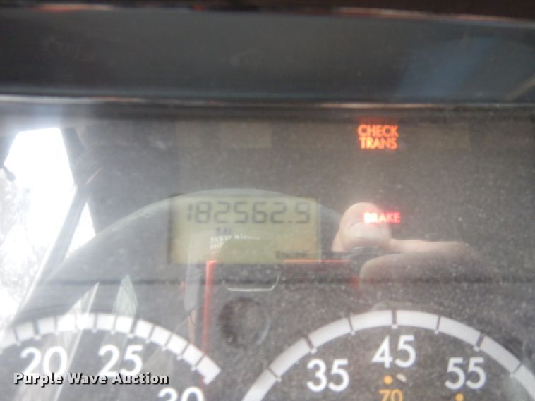 image for item EC9189 2007 Freightliner Thomas school bus