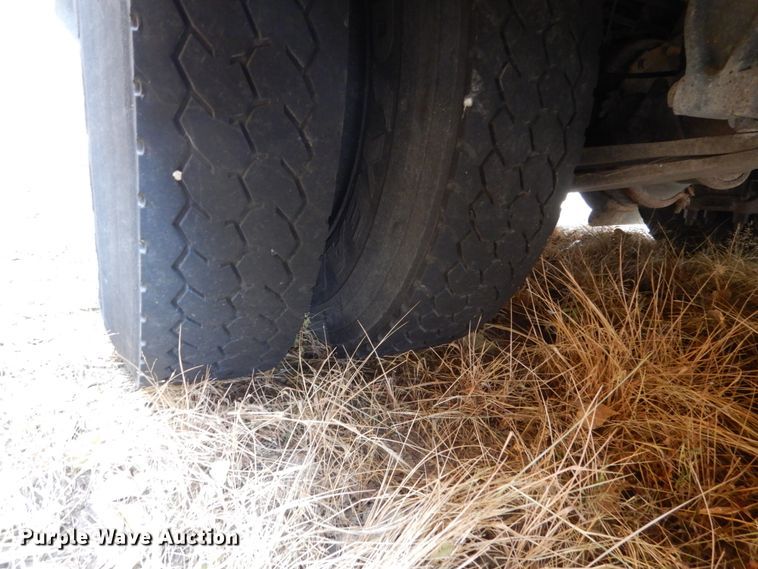 image for item EC9189 2007 Freightliner Thomas school bus