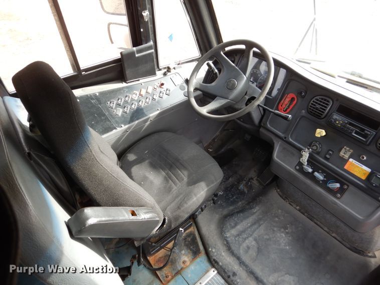 image for item EC9190 2007 Freightliner 310TS Thomas school bus